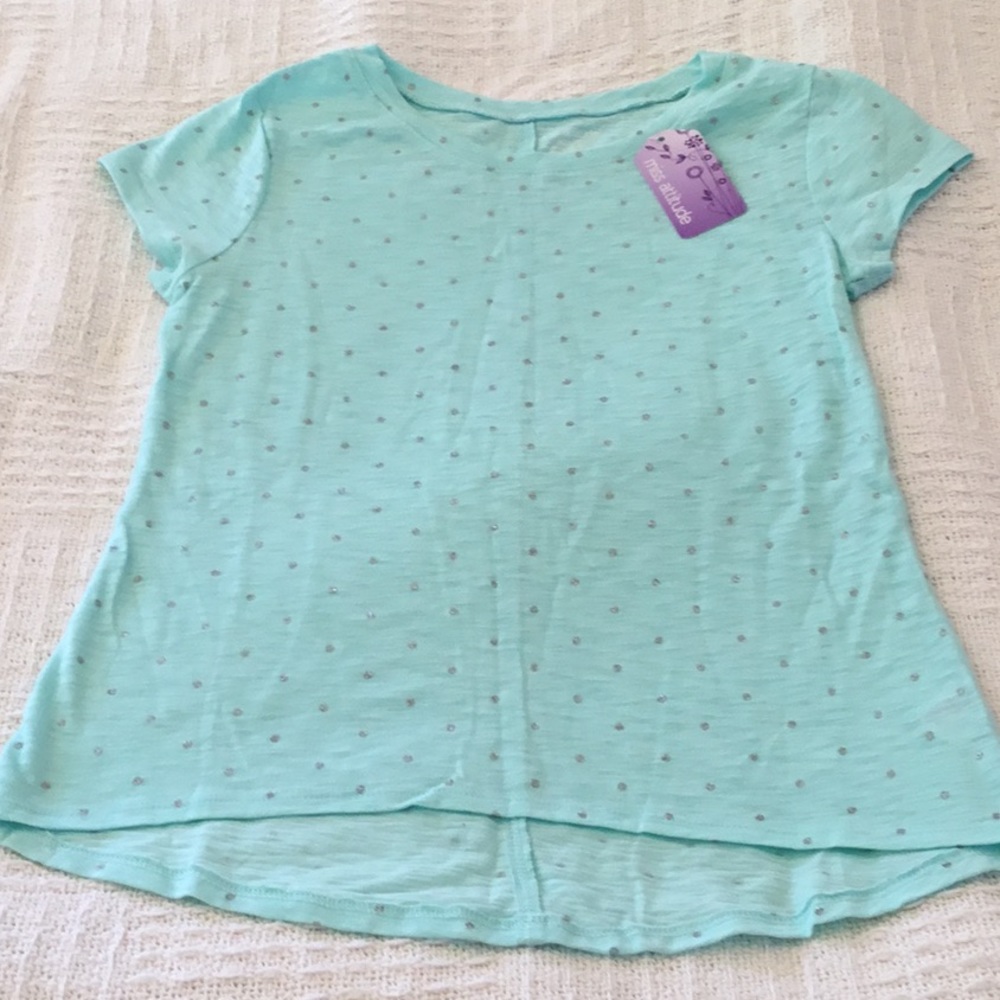 Girls NWT short-sleeve shirt. Size M10-12
